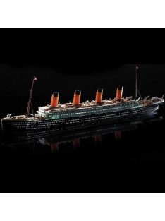   Academy -  Academy 14220 - R.M.S. TITANIC + LED SET MCP (1:700)