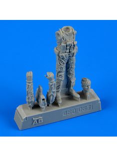   Aerobonus - 1/48 US Navy Pilot with bag - Vietnam War 1965 - 1