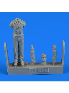 Aerobonus - 1/48 German WWII Tank crew - Trooper C