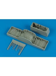 Aires - F-102A Delta dagger wheel bay (MON)