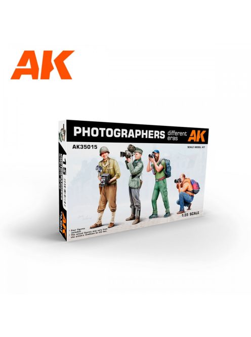 AK Interactive - Photographers (Different Eras)1/35 Scale