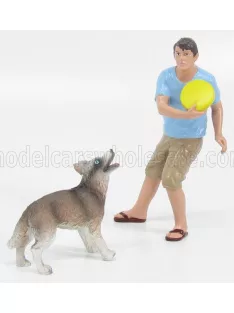   American Diorama - FIGURES UOMO CON FRISBEE E CANE - MAN WITH FRISBEE AND DOG LIGHT BLUE LIGHT BROWN