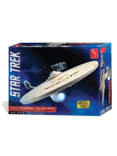 AMT - Star Trek USS Enterprise Refit