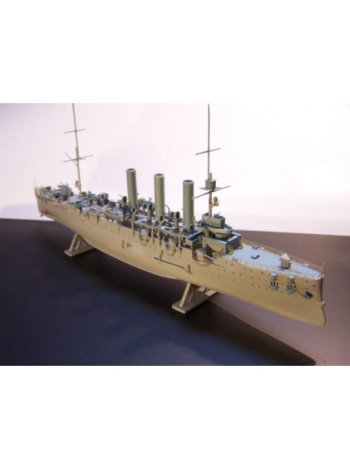 Ark Models - AuroraRusian Navy protected cruiser (scale 1:400)