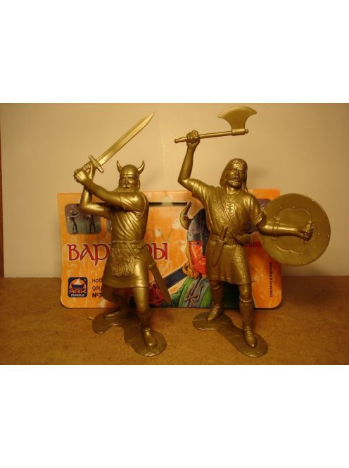 Ark Models - Barbarians, set of two figures #3