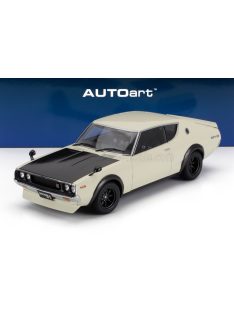   Autoart - NISSAN SKYLINE 2000 GT-R (KPGC110) TUNED VERSION COUPE 1973 WHITE BLACK