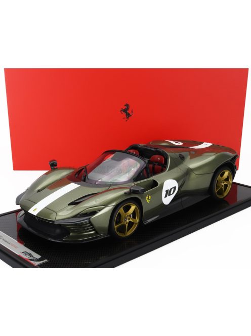 Bbr-Models - FERRARI DAYTONA SP3 SERIE ICONA N 10 OPEN ROOF 2022 - CON VETRINA - WITH SHOWCASE VERDE MANZONI LUCIDO - GREEN MET SILVER