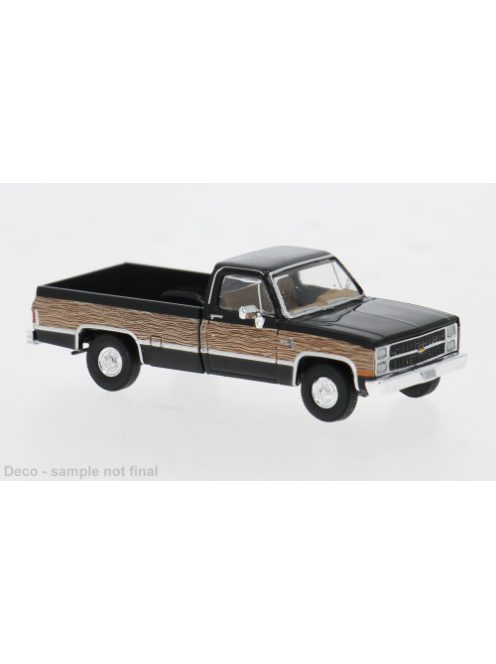 Brekina - Chevrolet C 10, schwarz, 1982, Woody, 1:87