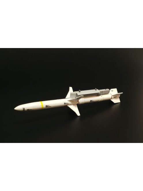 Brengun - 1/32 AGM-88 Harm (2pcs) Resin construction kit of U.S. air to ground missiles