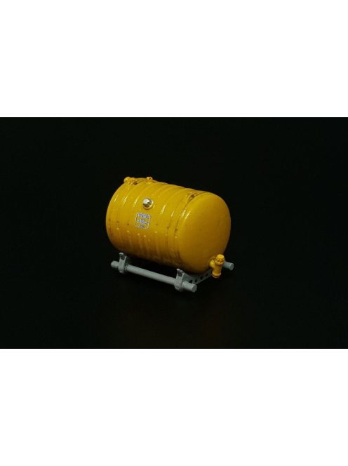 Brengun - Mi-24D internal additional fuel tank