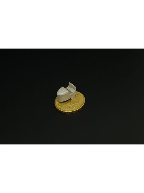 Brengun - 1/144 UK Flight Deck Tractor Clarkat type B Resin construction kit of U.K deck tractor