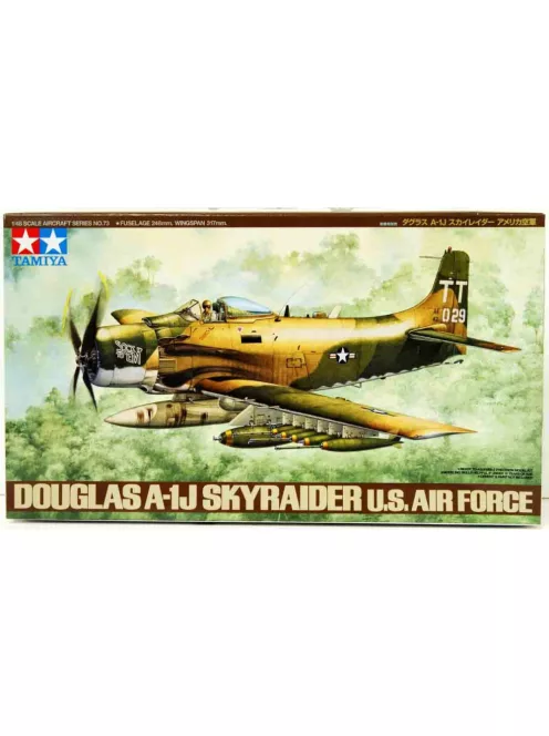 Tamiya 1/48 Masterpiece Series No.73 US Air Force Douglas A-1J Skyraider 61073 e
