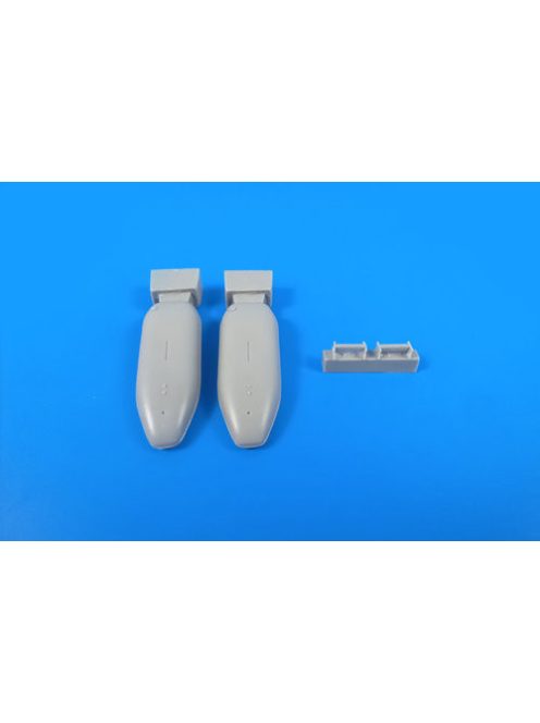 CMK - P-47D/M Thunderbolt-200 US gal.External Drop Tank (2 pcs) set