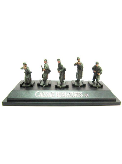 Caesar Miniatures - WWII German Army with long coat