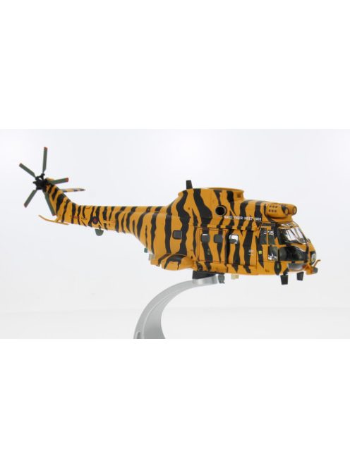 Corgi - Westland Puma HC-1 XW231 RAF230, 2005, NATO Tiger, 1:72