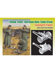   Dragon Armor - "Chow Time" German Anti-Tank Gun Crew w/3.7cm PaK 35/36 (Eastern Front)