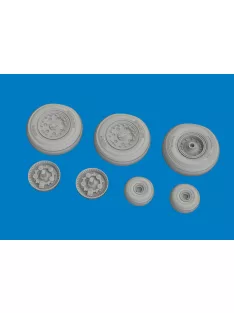 Eduard - Harrier wheels for Uma Models