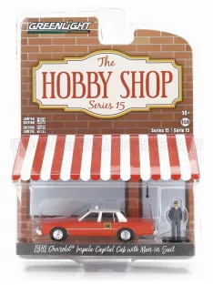   Greenlight - CHEVROLET IMPALA CAPITA CAB TAXI WITH MAN IN SUIT 1981 ORANGE WHITE