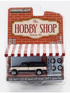   Greenlight - FORD USA F-150 XLT PICK-UP WITH CAMPER SHELL AND SPARE TIRES 1991 BLACK GOLD