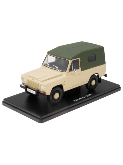 Hachette - 1:24 ARO 240 Beige and Green - 1978 - Hachette