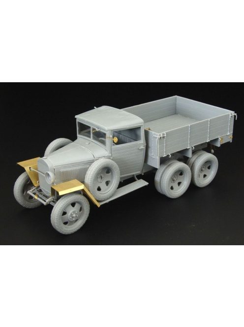 Hauler - GAZ-AAA 1943  ( Miniart )