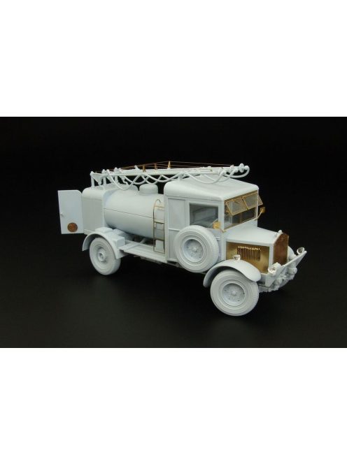 Hauler - Albion 3-point fueller (AIRFIX)