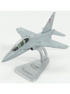   Italeri - AERMACCHI T-100 AEREO DA ADDESTRAMENTO AIRPLANE 2004 - USAF - UNITED STATES ARMY AIR FORCE LIGHT GREY