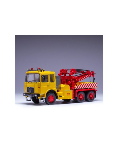 Ixo-Models - 1:43 MAN F 8 26.281 Yellow 1982 - IXO
