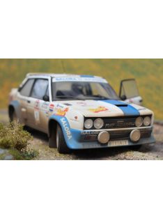   Kyosho - FIAT 131 ABARTH (dirty and night version) N 1 WINNER RALLY 1000 LAKES 1980 MARKKU ALEN - ILKKA KIVIMAKI WHITE LIGHT BLUE