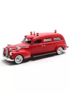 Matrix Scale Models - PACKARD HENNEY AMBULANCE 1941 RED