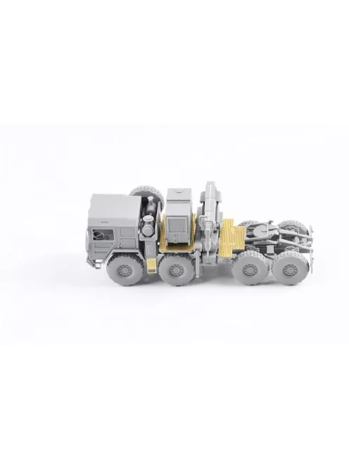 Modelcollect - German KAT1M1001 8*8 HIGH-Mobility off- road truck