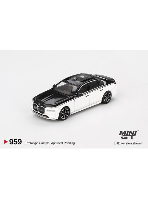 Minigt - 1:64 BMW i7 xDrive60, Alpine White/Black Sapphire, 2024 (LHD) - MINI GT