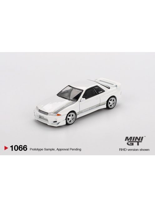 Minigt - Nissan Skyline GT-R (R32) VeilSide Combat C-I White 2011 (RHD)