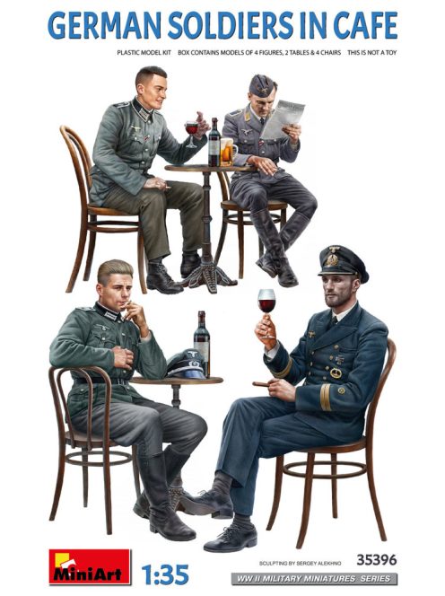 Miniart - German Soldiers in Cafe