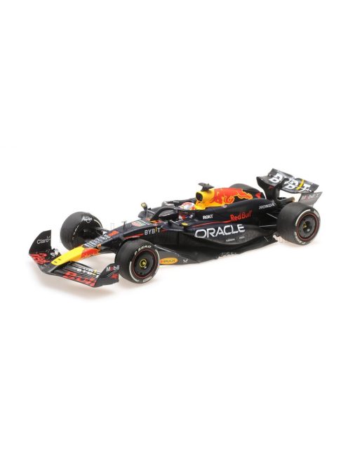 Minichamps - RED BULL F1  RB20 TEAM ORACLE RED BULL RACING N 1 WORLD CHAMPION WINNER BAHRAIN GP 2024 MAX VERSTAPPEN BLUE YELLOW RED