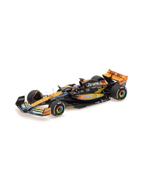 Minichamps - McLAREN F1  MCL60 TEAM McLAREN N 81 6th ABU DHABI GP 2023 OSCAR PIASTRI ORANGE BLUE BLACK