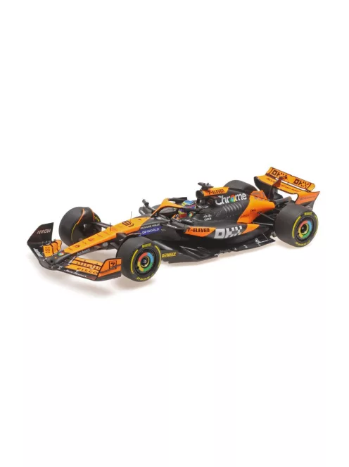 Minichamps - 1:18 McLaren MCL38 F1 Team #81 Oscar Piastri Winner Hungarian GP 2024 (First GP Win) - Limited Edition 402 pcs. - Minichamps