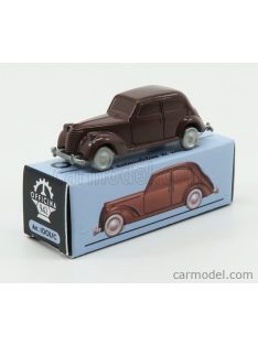 Officina-942 - Fiat 1500D 1948 Brown