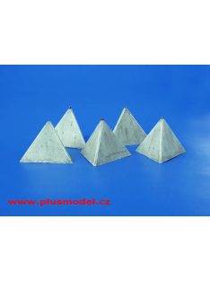 Plus Model - Panzerbarrikaden Pyramidenform Set I