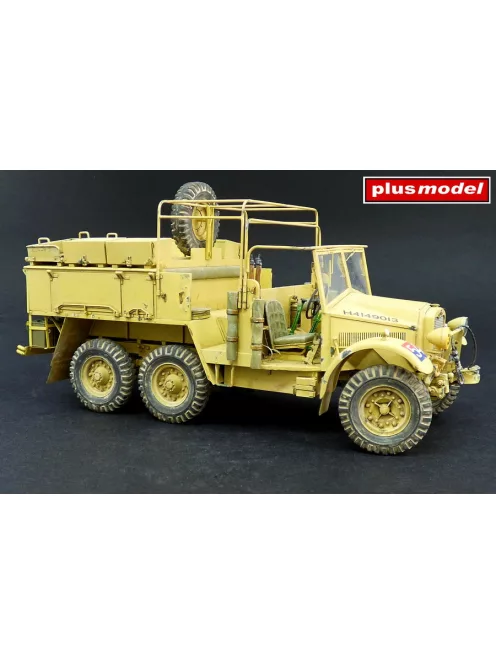 Plus Model - British Artillery Tractor CDSW 30-CWT