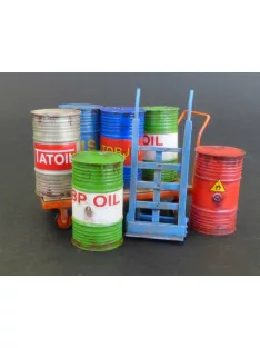 Plus Model - Metal barrels with handcarts
