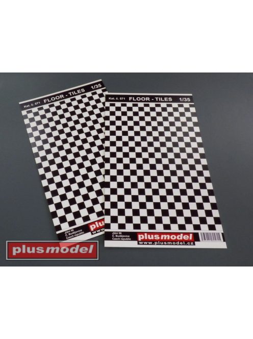 Plus model - Floor tiles black and white