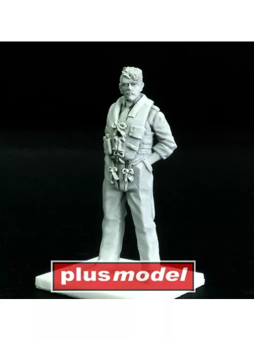Plus Model - Pilot Tempest