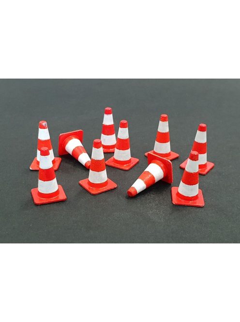 Plus model - Traffic cones