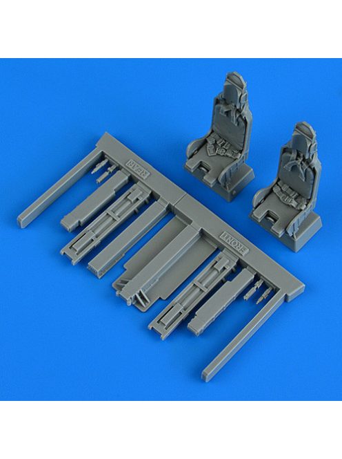 Quickboost - 1/32 OV-10A/D Bronco ejection seat with safety belts for x kit