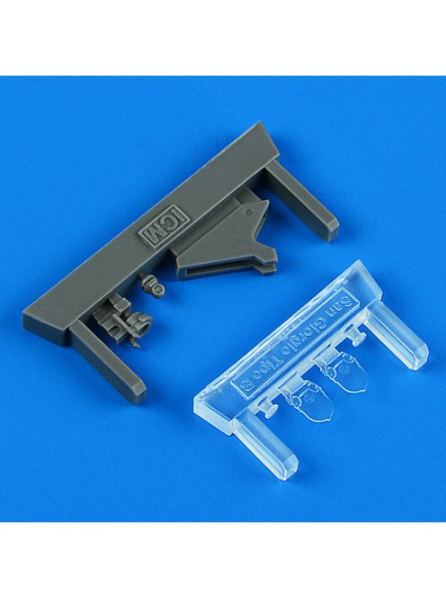 Quickboost - 1/32 Fiat CR.42 gunsight and compass for ICM kit