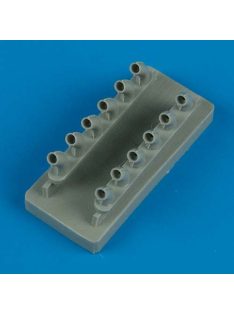 Quickboost - 1/48 P-40B Warhawk exhaust