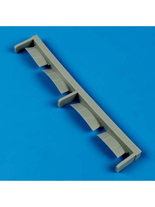Quickboost - Antonov An-2 cowl flaps for Hobby Boss