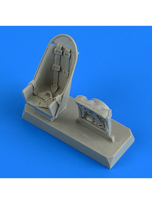 Quickboost - Ju 87B Stuka seats with safety belts for Airfix