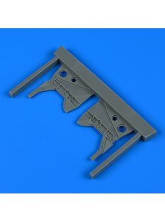   Quickboost - Hawker Hurricane undercarriage covers for Airfix